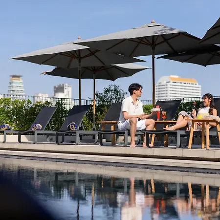 Madi Paidi Bangkok, Autograph Collection