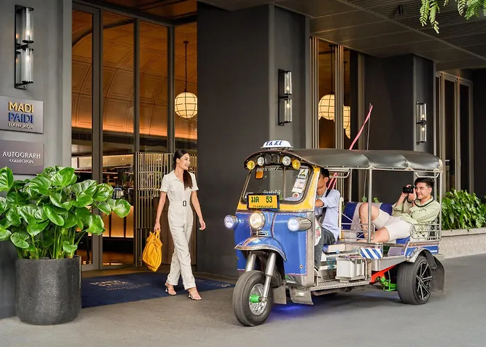 Madi Paidi Bangkok, Autograph Collection