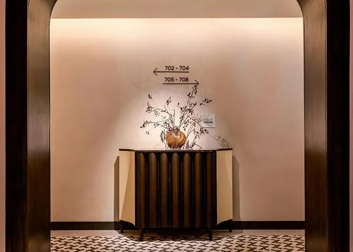 Отель Madi Paidi Bangkok, Autograph Collection 5*