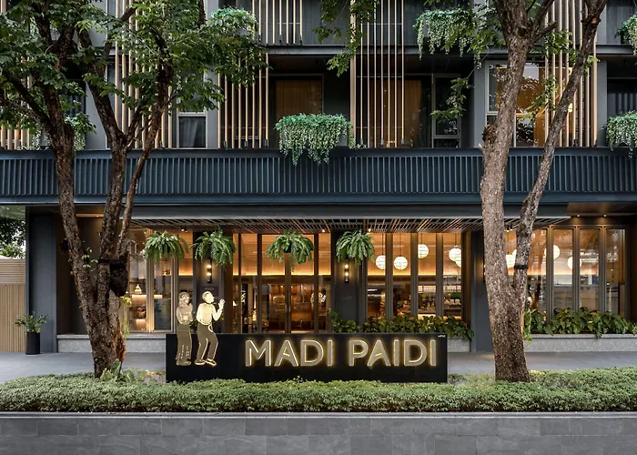 Madi Paidi Bangkok, Autograph Collection