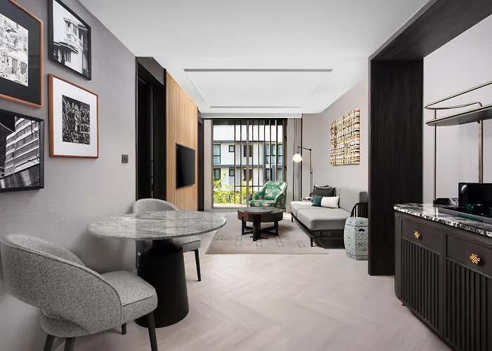 Madi Paidi Bangkok, Autograph Collection בנגקוק